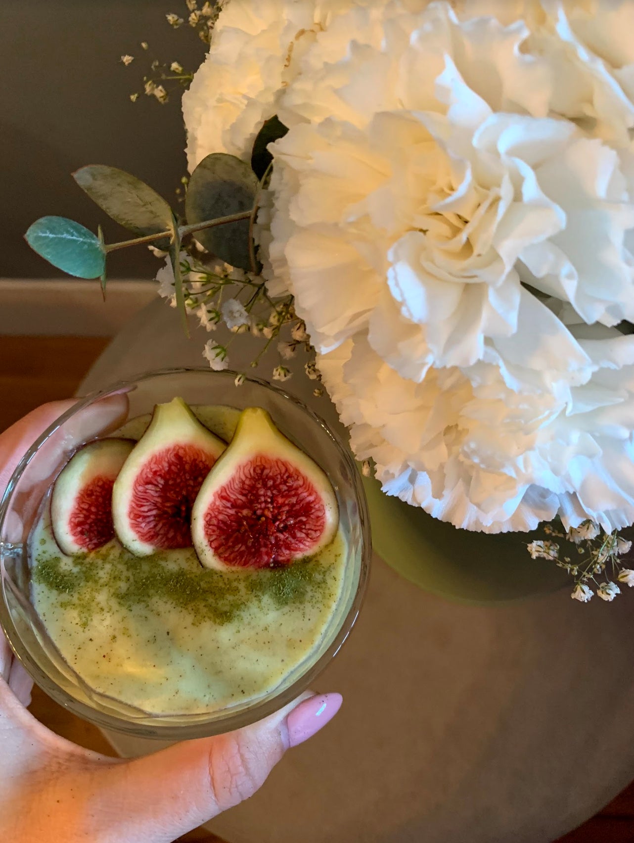 Moringa-Birne-Mango Smoothie